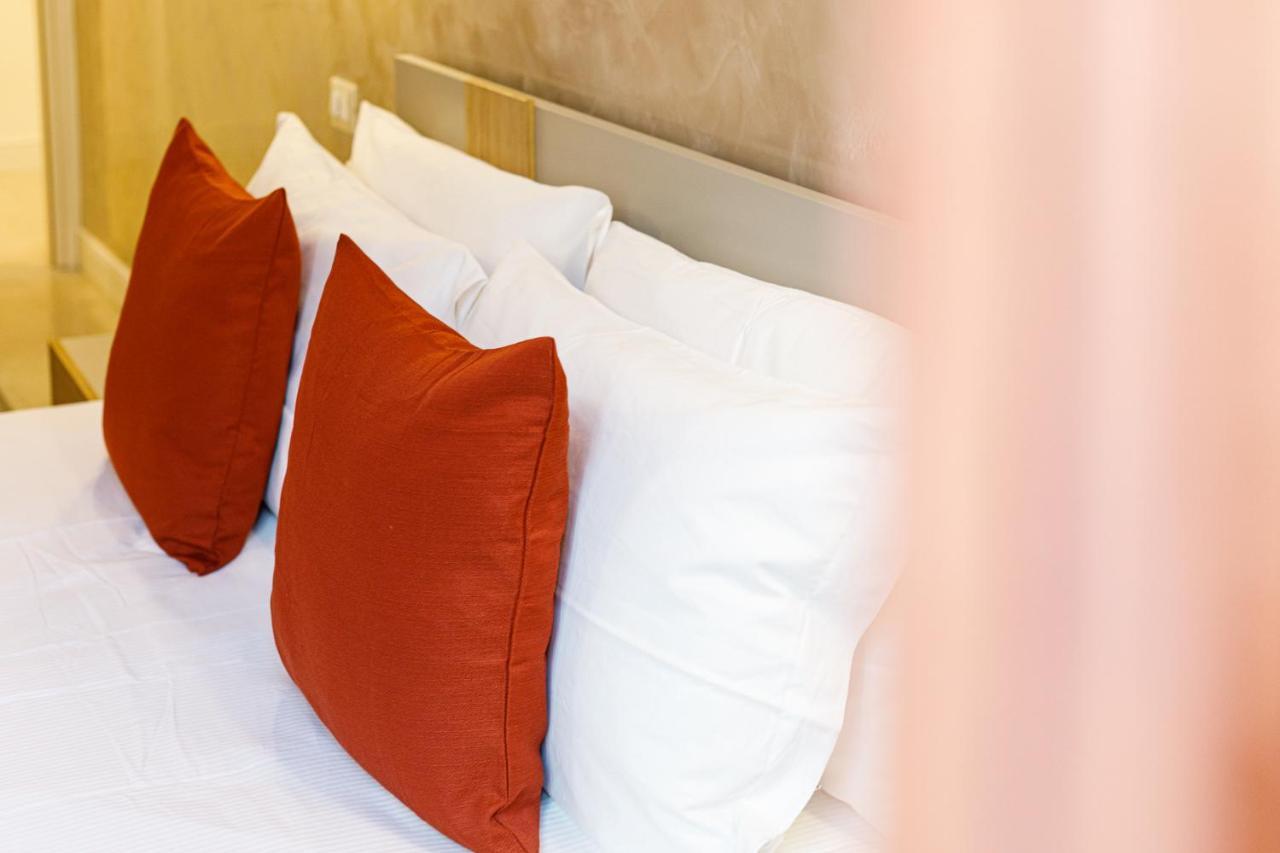 Erreggi Luxury Rooms Rom Exteriör bild