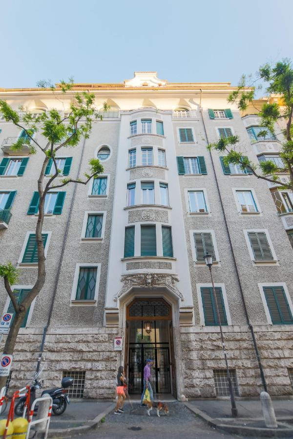 Erreggi Luxury Rooms Rom Exteriör bild