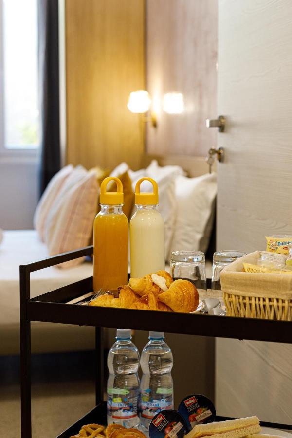 Erreggi Luxury Rooms Rom Exteriör bild