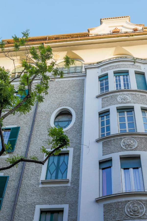 Erreggi Luxury Rooms Rom Exteriör bild