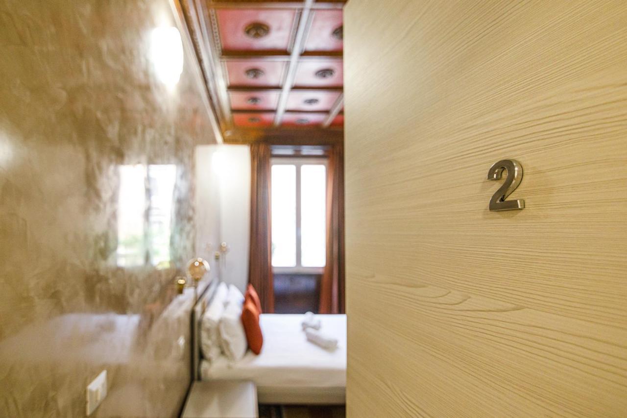 Erreggi Luxury Rooms Rom Exteriör bild