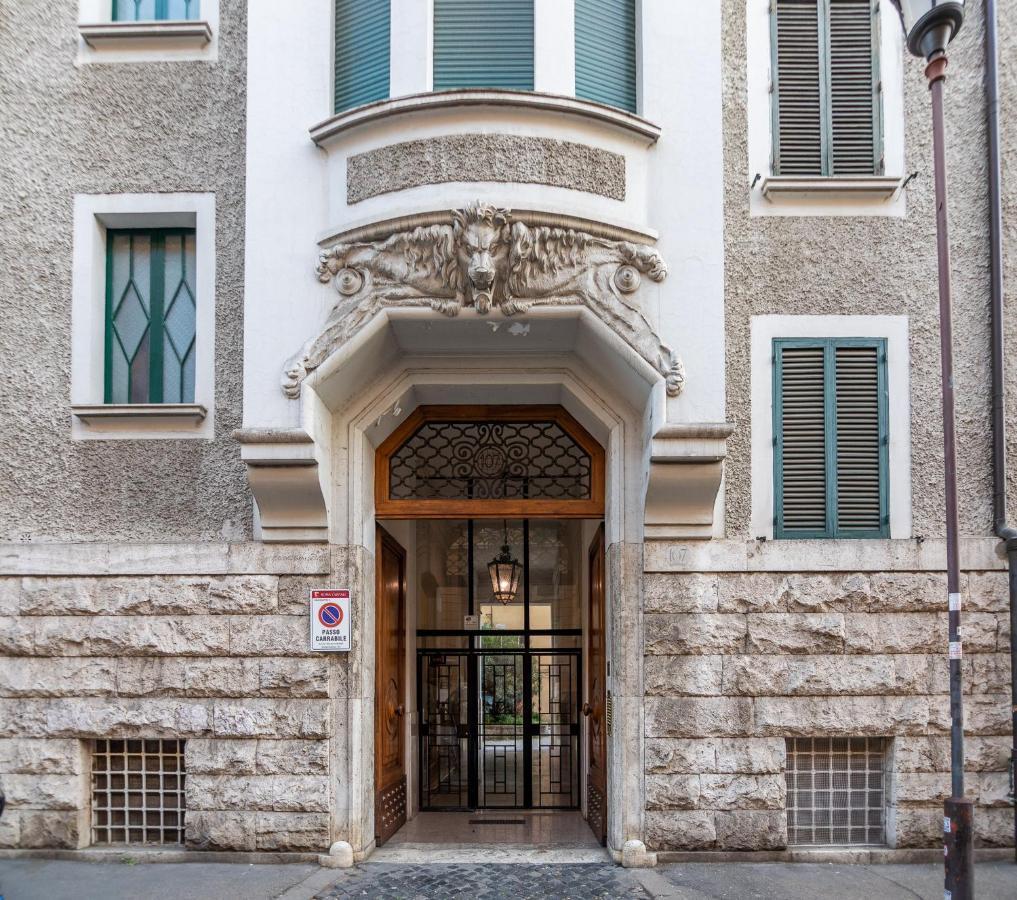 Erreggi Luxury Rooms Rom Exteriör bild