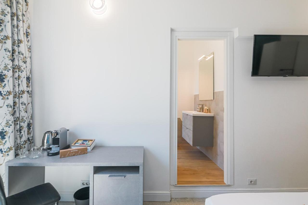 Erreggi Luxury Rooms Rom Exteriör bild